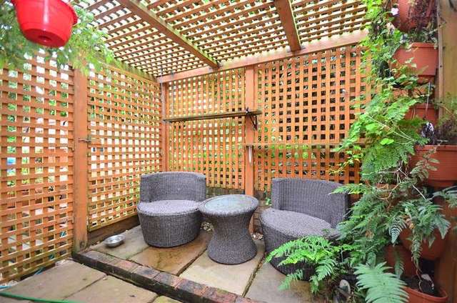  Image of 4 bedroom End of Terrace for sale in Queens Road Aylesham Canterbury CT3 at Canterbury Kent Canterbury, CT3 3AP