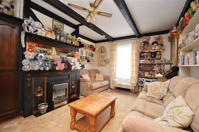  Image of 4 bedroom End of Terrace for sale in Queens Road Aylesham Canterbury CT3 at Canterbury Kent Canterbury, CT3 3AP