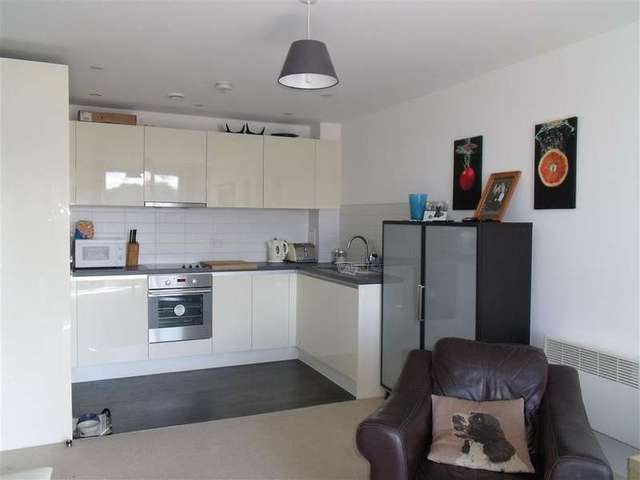  Image of 2 bedroom Apartment for sale in Queensway Redhill RH1 at Redhill Surrey Redhill, RH1 1TY