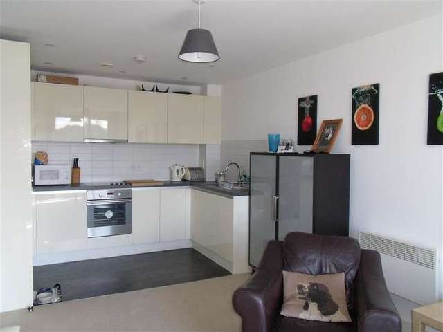  Image of 2 bedroom Apartment for sale in Queensway Redhill RH1 at Redhill Surrey Redhill, RH1 1TY