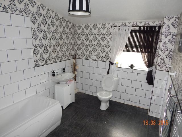  Image of 2 bedroom Terraced house to rent in Radcliffe Mount Bentley Doncaster DN5 at Radcliffe Mount  Doncaster, DN5 0JL