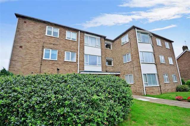  Image of 2 bedroom Apartment for sale in Rectory Road Shoreham-by-Sea BN43 at Shoreham-By-Sea West Sussex Shoreham-By-Sea, BN43 6EL