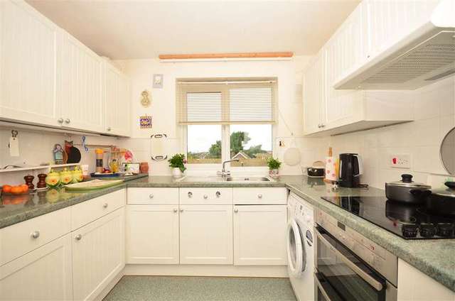  Image of 2 bedroom Apartment for sale in Rectory Road Shoreham-by-Sea BN43 at Shoreham-By-Sea West Sussex Shoreham-By-Sea, BN43 6EL