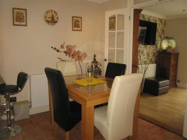  Image of 4 bedroom Detached house for sale in Redwing Road Chatham ME5 at Walderslade Chatham Chatham, ME5 7TH