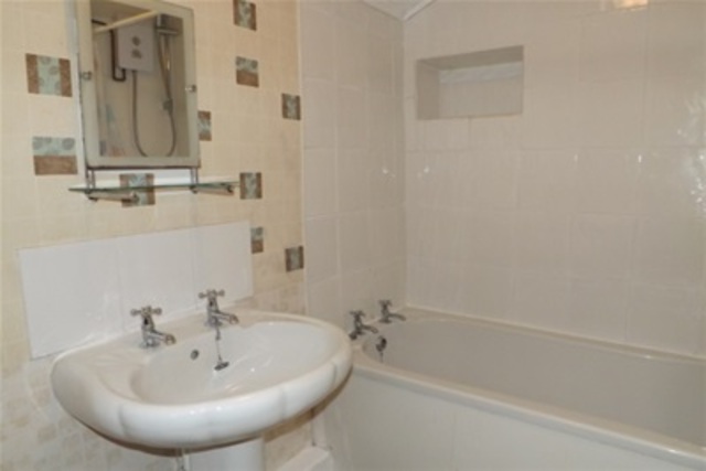  Image of 3 bedroom Detached house to rent in Renown Street Keyham Plymouth PL2 at Plymouth, PL2 2DE