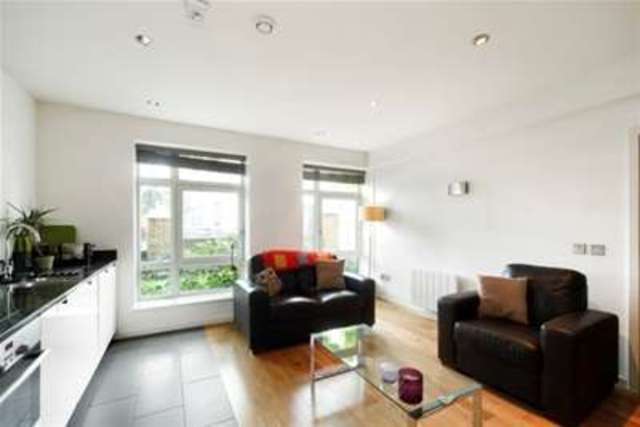  Image of 1 bedroom Flat to rent in Furmage Street London SW18 at London, SW18 4BF