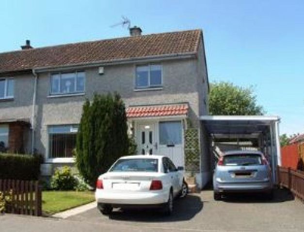  Image of 3 bedroom Semi-Detached house to rent in Rimbleton Avenue Glenrothes KY6 at Glenrothes Fife Fife, KY6 2DR