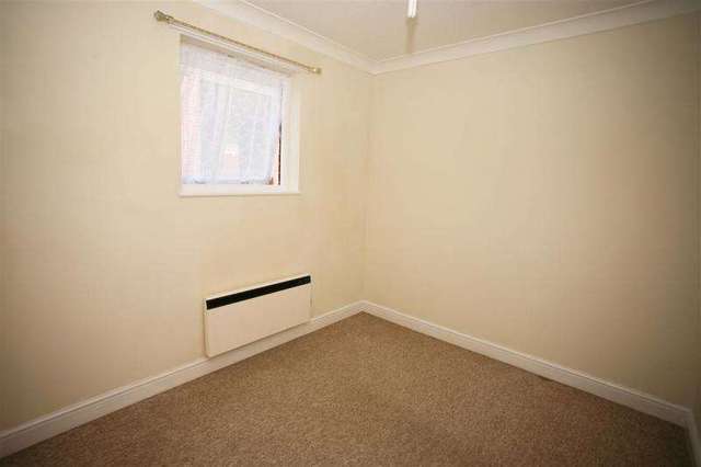  Image of 2 bedroom Apartment for sale in Rochelle Court Market Lavington Devizes SN10 at Market Lavington SN10 Market Lavington, SN10 4AT