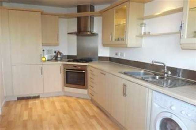  Image of 2 bedroom Flat to rent in Vellacott Close Cardiff CF10 at Cardiff, CF10 4AQ