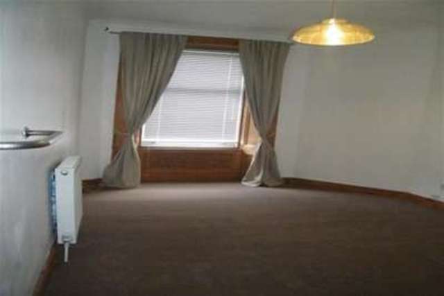 Image of 2 bedroom Flat to rent in Roslea Drive Dennistoun Glasgow G31 at Glasgow, G31 2LG