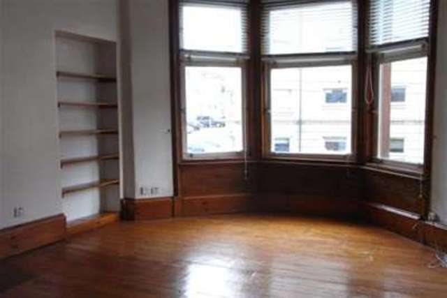  Image of 2 bedroom Flat to rent in Roslea Drive Dennistoun Glasgow G31 at Glasgow, G31 2LG