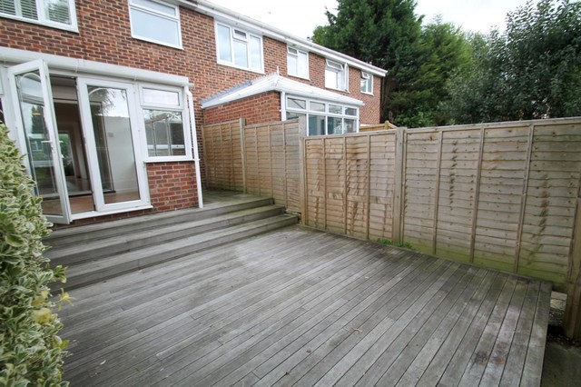  Image of 3 bedroom Terraced house to rent in Rothley Chase Haywards Heath RH16 at Haywards Heath, RH16 3PE