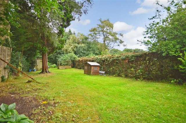  Image of 4 bedroom Town House for sale in Sandhurst Park Tunbridge Wells TN2 at Tunbridge Wells Kent Tunbridge Wells, TN2 3SU