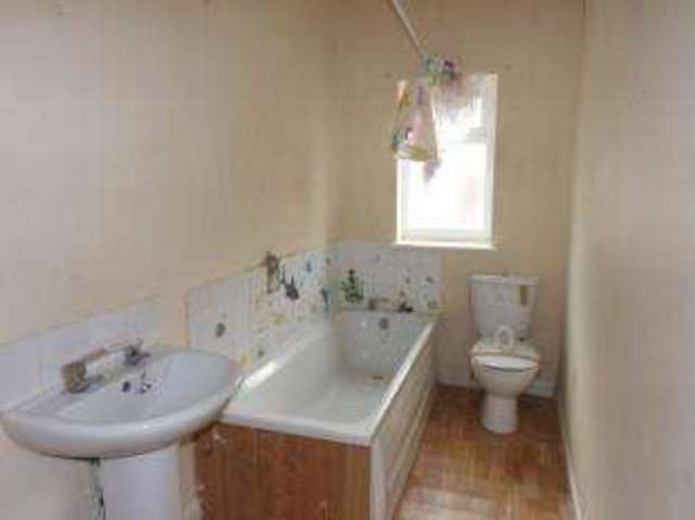  Image of 2 bedroom Terraced house for sale in Sandown Street Abbey Hey Manchester M18 at Manchester Greater Manchester Gorton, M18 8SA