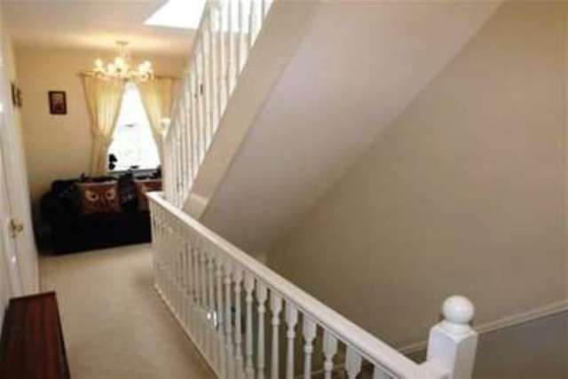  Image of 5 bedroom Detached house to rent in Sandygate Grange Drive Sheffield S10 at Sheffield, S10 5NW