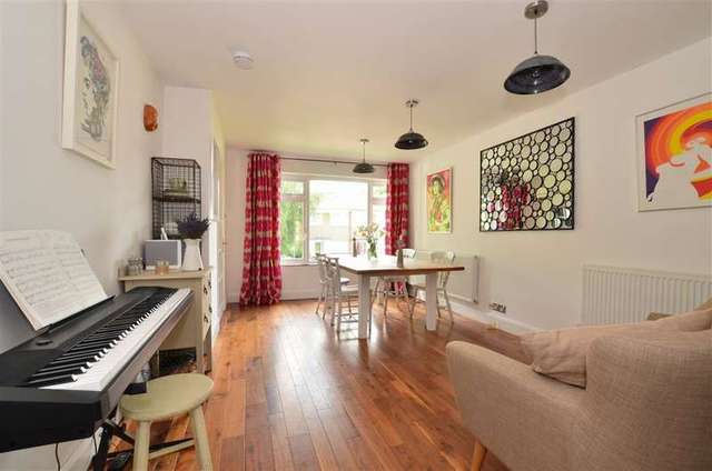  Image of 4 bedroom End of Terrace for sale in Saxon Way Reigate RH2 at Reigate Surrey Reigate, RH2 9DH