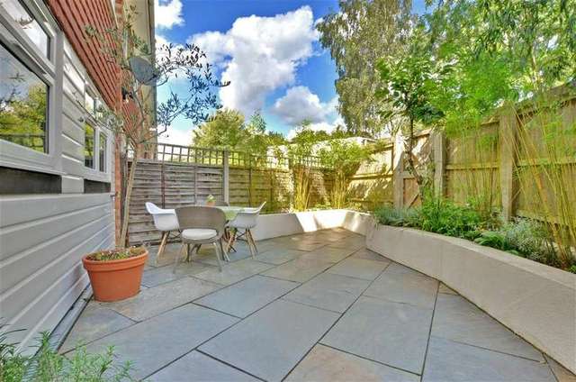  Image of 4 bedroom End of Terrace for sale in Saxon Way Reigate RH2 at Reigate Surrey Reigate, RH2 9DH