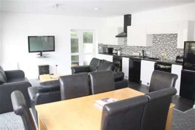  Image of 3 bedroom Penthouse to rent in Fishcombe Road Brixham TQ5 at Brixham, TQ5 8RU