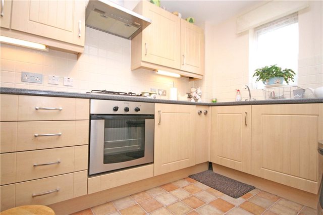  Image of 1 bedroom Apartment for sale in Lansdown Close Walton-on-Thames KT12 at Lansdown Close Walton-on-Thames Walton-on-Thames, KT12 3NN