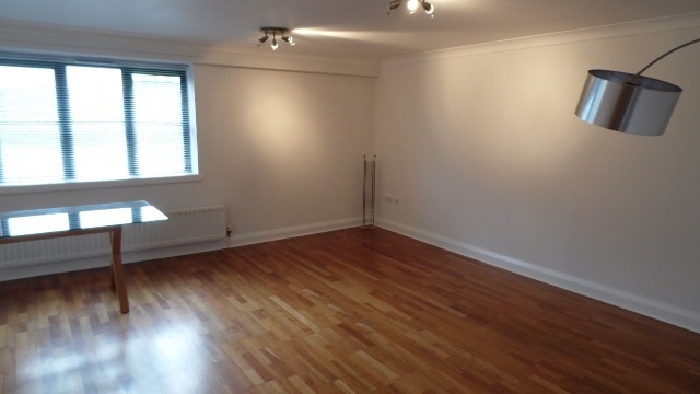  Image of 2 bedroom Flat to rent in Shieldhall Road Govan Glasgow G51 at Southside Glasgow Glasgow, G51 4HE