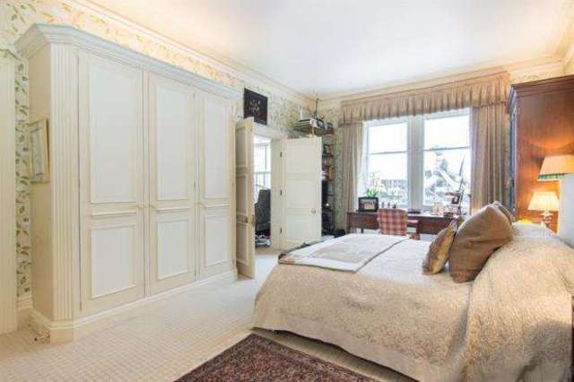  Image of 1 bedroom Flat for sale in Tite Street London SW3 at 56 Tite Street Chelsea Chelsea Embankment, SW3 4JB