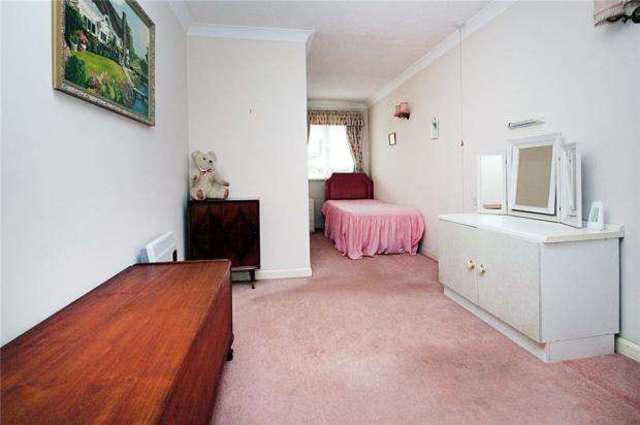  Image of 2 bedroom Retirement Property for sale in Silverwood Court Wakehurst Place Rustington Littlehampton BN16 at Wakehurst Place Rustington Rustington, BN16 3UZ