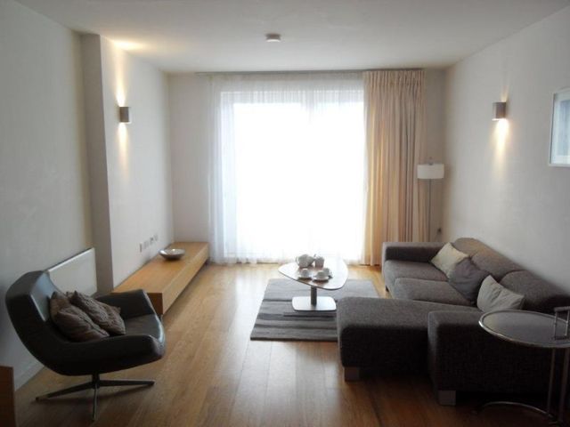  Image of 1 bedroom Apartment to rent in Goulden Street Manchester M4 at 49 Goulden Street  Manchester City, M4 5EH