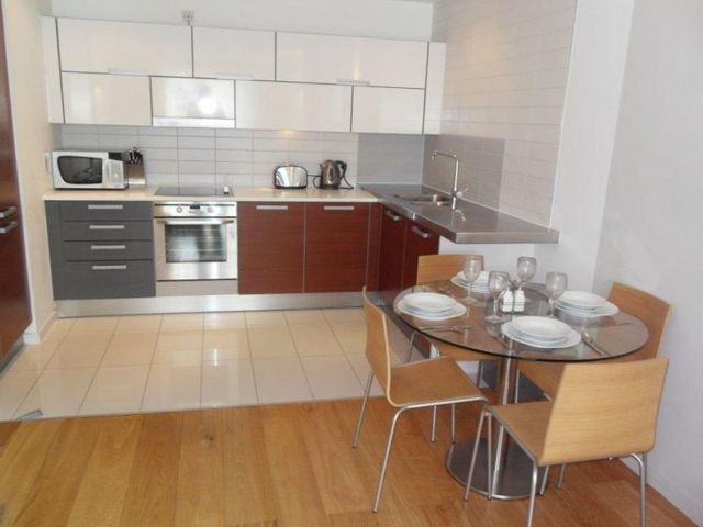  Image of 1 bedroom Apartment to rent in Goulden Street Manchester M4 at 49 Goulden Street  Manchester City, M4 5EH