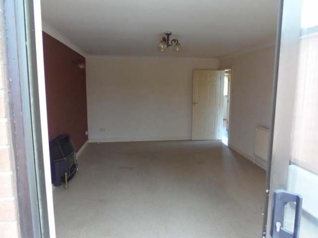 Image of 2 bedroom Bungalow to rent in Sluice Road South Ferriby Barton-upon-Humber DN18 at South Ferriby  Barton-upon-humber, DN18 6JG