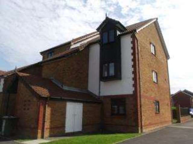  Image of 1 bedroom Flat for sale in Hulton Close Southampton SO19 at Southampton Hampshire Woolston, SO19 9TY