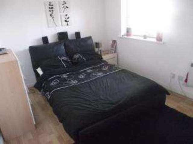  Image of 1 bedroom Flat for sale in Hulton Close Southampton SO19 at Southampton Hampshire Woolston, SO19 9TY