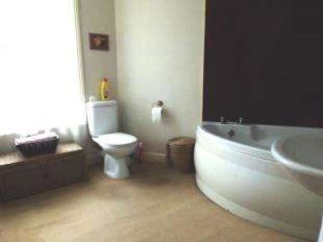  Image of 2 bedroom Semi-Detached house for sale in Andover Road Shirley Southampton SO15 at Southampton Hampshire Shirley, SO15 3AZ