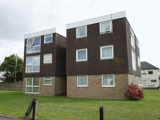  Image of 1 bedroom Flat to rent in Elmer Road Middleton-on-Sea Bognor Regis PO22 at Elmer Road  Bognor Regis, PO22 6HD