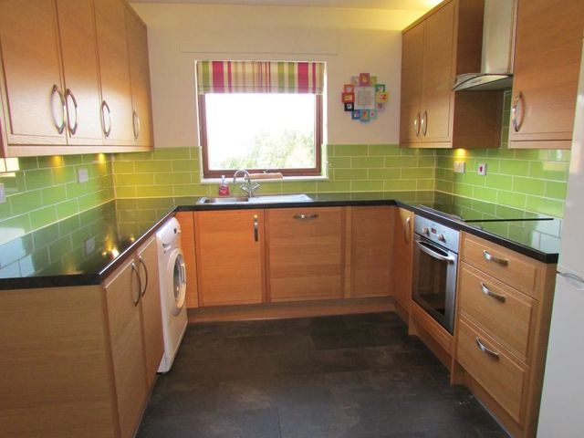  Image of 2 bedroom Flat to rent in Spiers Grove Thornliebank Glasgow G46 at Thornliebank East Renfrewshire East Renfrewshire, G46 7RL