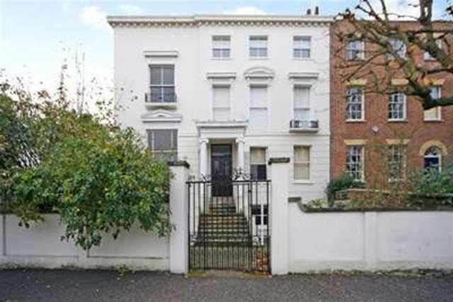  Image of 2 bedroom Flat to rent in Spring Terrace Richmond TW9 at Richmond, TW9 1LW