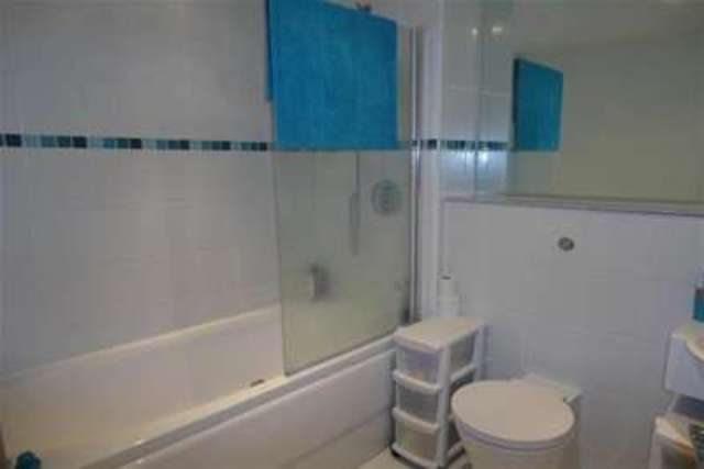  Image of 1 bedroom Flat to rent in Honeybourne Way Cheltenham GL50 at Cheltenham, GL50 3UE