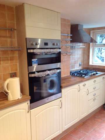  Image of 4 bedroom Terraced house to rent in St. Johns Street Reading RG1 at St Johns Street  Reading, RG1 4EH