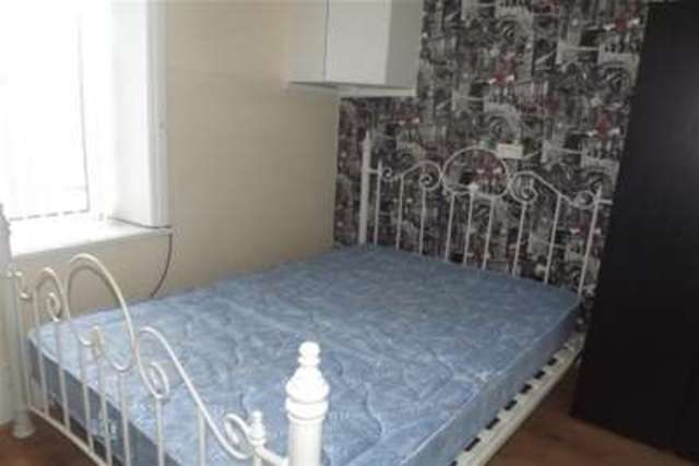  Image of 4 bedroom Detached house to rent in St. Matthew Street Burnley BB11 at Burnley, BB11 4JJ