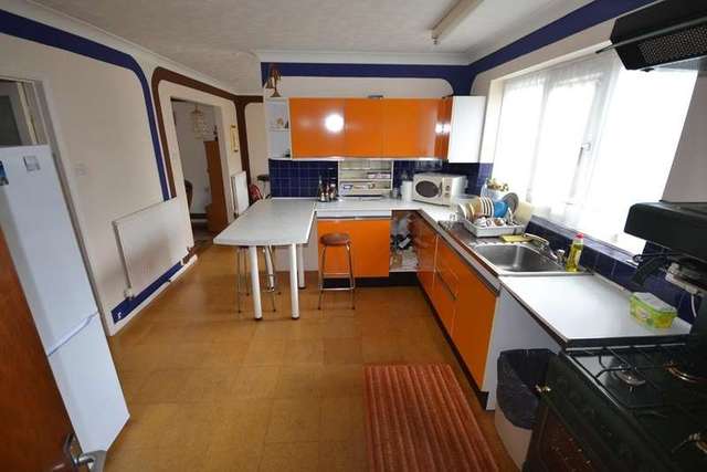  Image of 6 bedroom Detached house for sale in St. Matthews Road St. Leonards-on-Sea TN38 at St Leonards-On-Sea, TN38 0TN