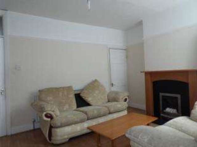  Image of 2 bedroom Terraced house for sale in St. Monicas Avenue Luton LU3 at Luton Bedfordshire Limbury, LU3 1PN