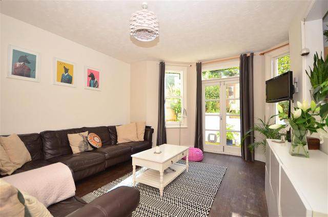  Image of 1 bedroom Apartment for sale in Stanford Avenue Brighton BN1 at Brighton East Sussex Brighton, BN1 6AA