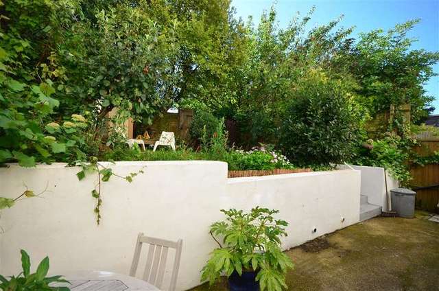  Image of 1 bedroom Apartment for sale in Stanford Avenue Brighton BN1 at Brighton East Sussex Brighton, BN1 6AA