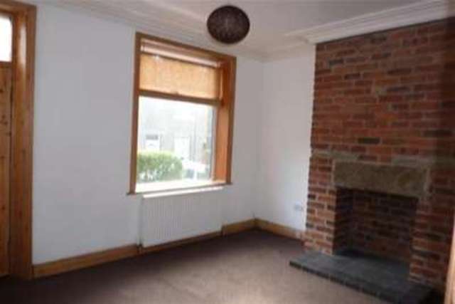  Image of 4 bedroom Terraced house to rent in Stanley Street Bingley BD16 at Bingley, BD16 4NH