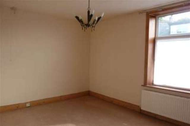  Image of 4 bedroom Terraced house to rent in Stanley Street Bingley BD16 at Bingley, BD16 4NH