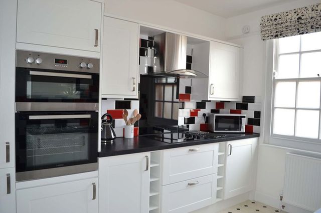  Image of 2 bedroom Flat for sale in Station Road Sidmouth EX10 at Station Road  Sidmouth, EX10 8NP
