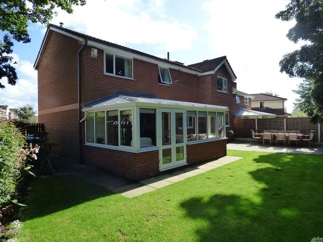  Image of 4 bedroom Detached house for sale in Stone Cross Gardens Catterall Preston PR3 at Stone Cross Gardens Catterall Preston, PR3 1YQ