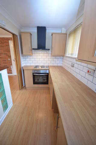  Image of 1 bedroom Ground Flat to rent in Stone Hill Drive Blackburn BB1 at Sunnybower Blackburn Lancashire, BB1 5TR