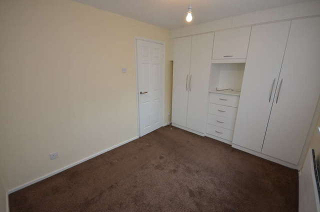  Image of 1 bedroom Ground Flat to rent in Stone Hill Drive Blackburn BB1 at Sunnybower Blackburn Lancashire, BB1 5TR