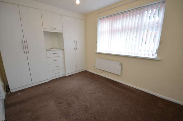  Image of 1 bedroom Ground Flat to rent in Stone Hill Drive Blackburn BB1 at Sunnybower Blackburn Lancashire, BB1 5TR