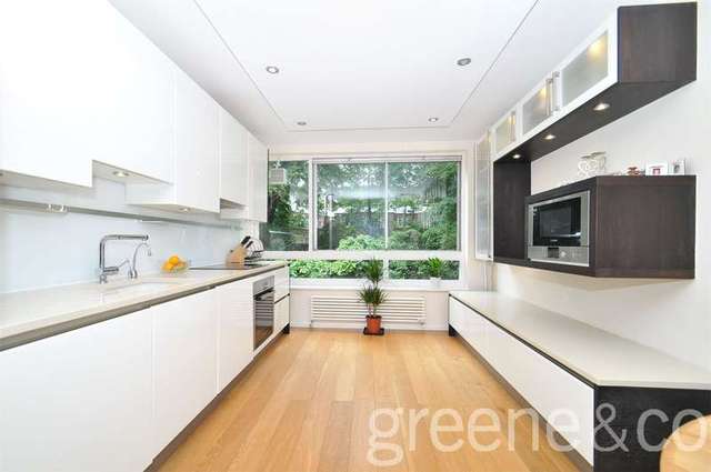  Image of 3 bedroom Flat for sale in Belsize Grove London NW3 at Belsize Grove Belsize Park Camden, NW3 4XE